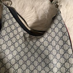 Authentic Gucci Attache Crossbody messenger