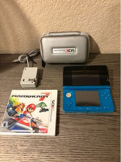 Nintendo 3DS with Mario Kart 7