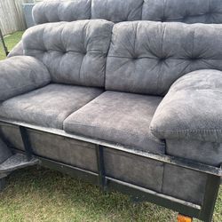 Couch & Love Seat 