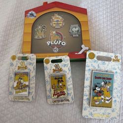 Brand New 7 Disney Pluto 90th Anniversary Pin Set Collection Disney Store