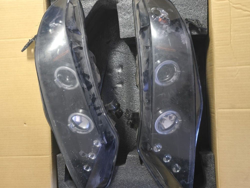 2006 Honda Civic (8th Gen) Headlights