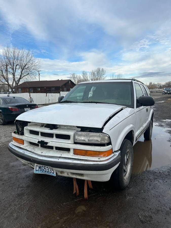 2001 CHEVY BLAZER🚗FULL PART OUT!!