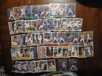 Baseball cards lot