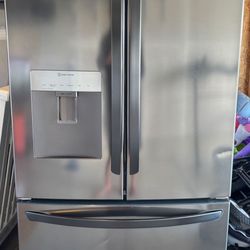LG Refrigerator & Freezer