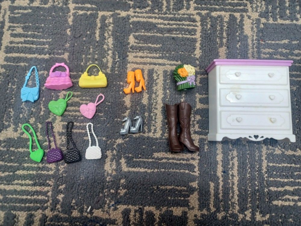 Dollhouse Barbie Accessories