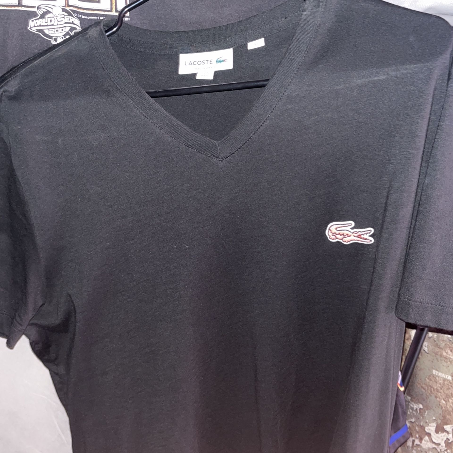 Locoste V Neck
