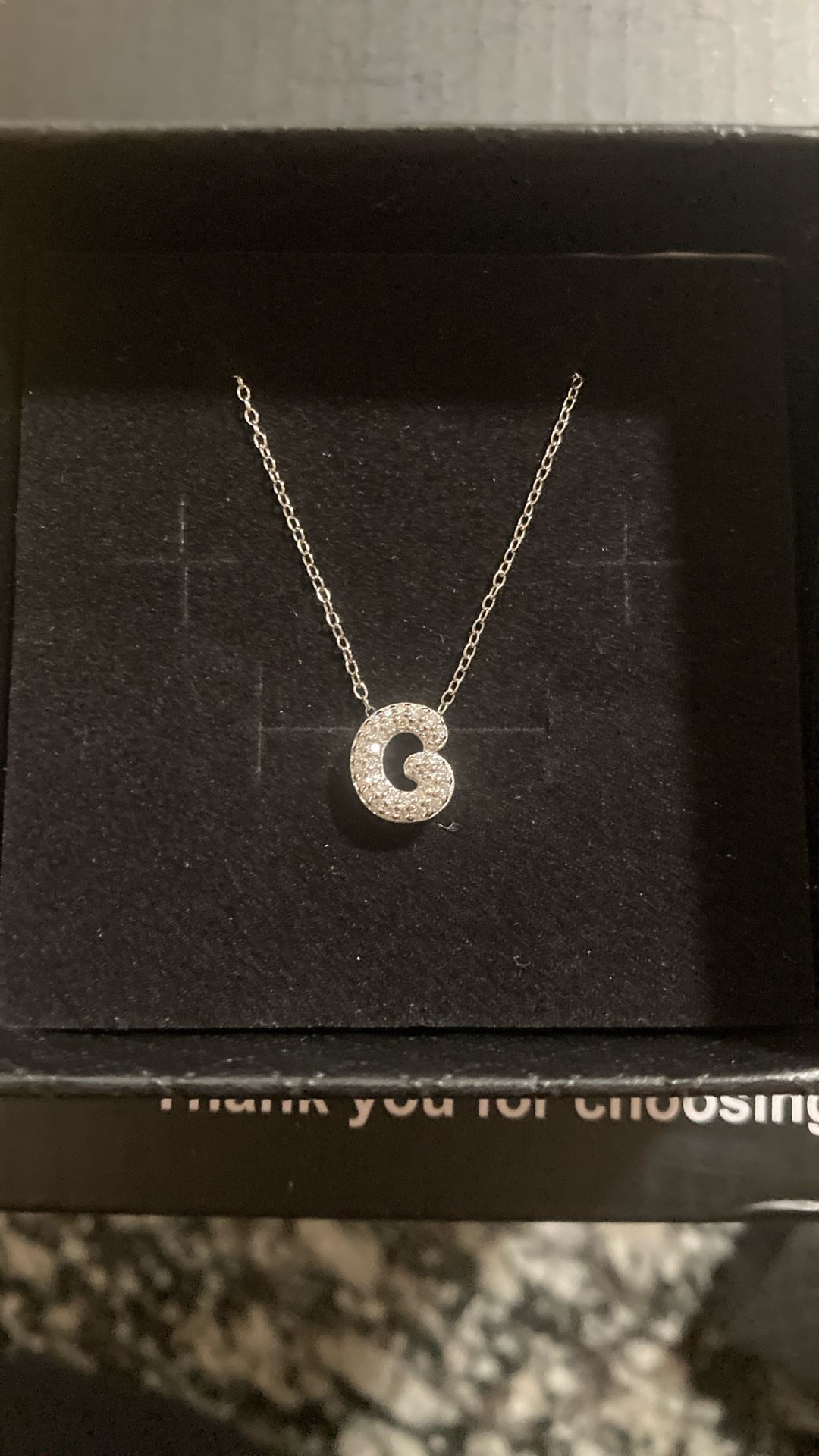 📢 Dainty G Pendant VVS Moissanite PASSES DIAMOND TESTER