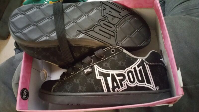 Tapout shoes