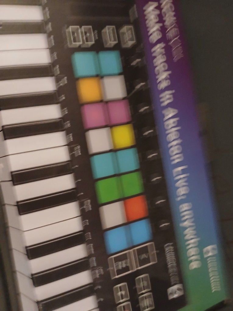 Launch KEY MINI FOR ABLETON LIVE