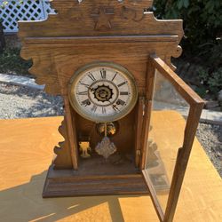 Titanic Recreation clock with key included - for decoration