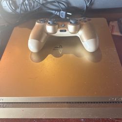 Gold PS4 