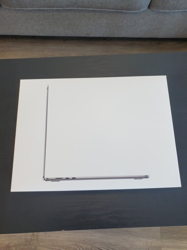 Apple MacBook Air 15 Inch M3 Chip Brand New 24gb Ram 512gb SSD - 5 Dollars Down No Credit Needed!