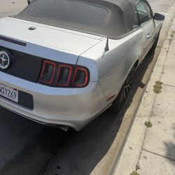 Mustang 2013 Convertible Título Limpio 104 Mil Millas 6.500 