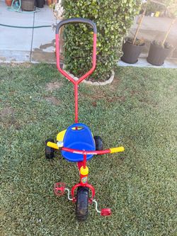 Radio Flyer Steer & Stroll Tricycle w/ Push Handle & Bell