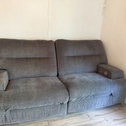 ELECTRIC RECLINING COUCH