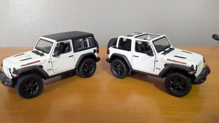 1:34 Scale Diecast Pair of Jeep Wranglers in White by Kinsmart