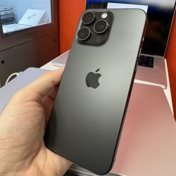 Apple iPhone 15 Pro Max 256GB AT&T/Cricket! Like new!