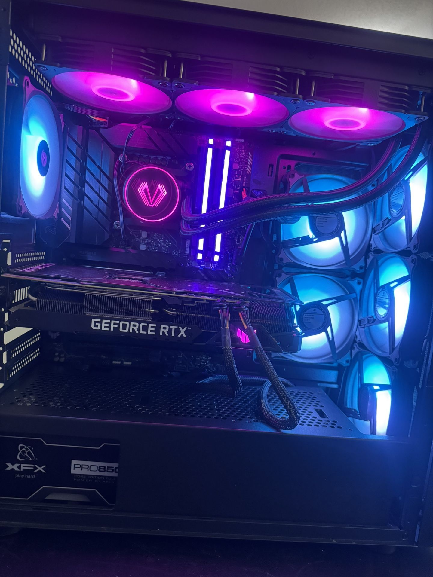 Full Gaming PC core i9 12900k/RTX 3080ti/ Monitor 27”/Keyboard and Mouse