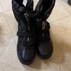Snow Boots Size 7 Men’s 