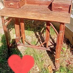 Table With Drawers 