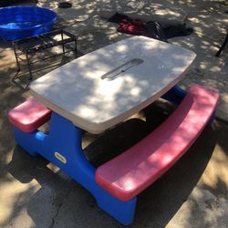 Kid picnic bench