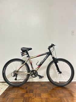 Trek Alpha 4500 | Small | Mountain Bike