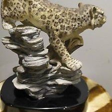 Limited numbered Bohem Snow Leopard porcelin statue
