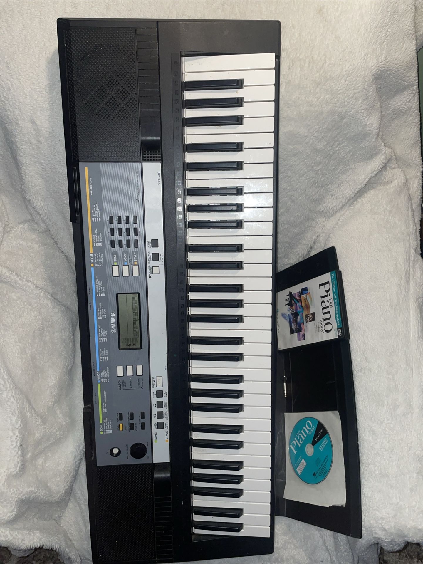 Yamaha YPT - 240 61 Key Digital Piano Starter Pack W/ DVD/CD For Beginners