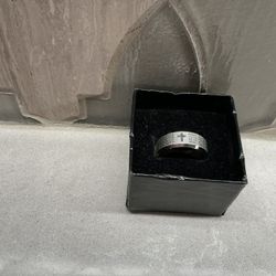 Cross Ring With Pray