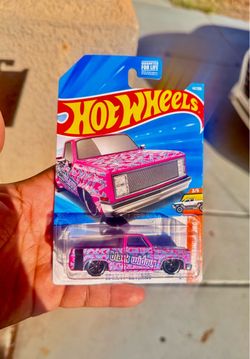 Hot wheels black widow L case mainline $6
