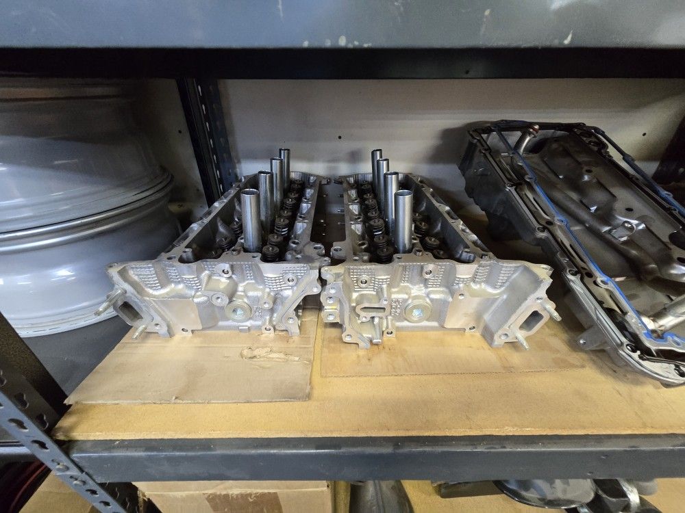 Toyota 3UR-FE 5.7l Bare Heads