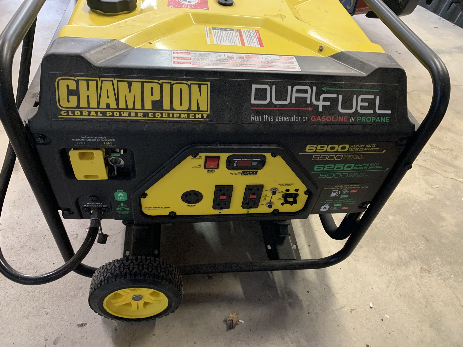 Champion 5500watt Generator