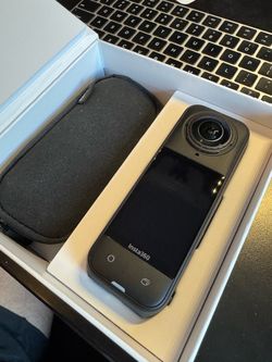 Insta360 X5 Action Camera with Case