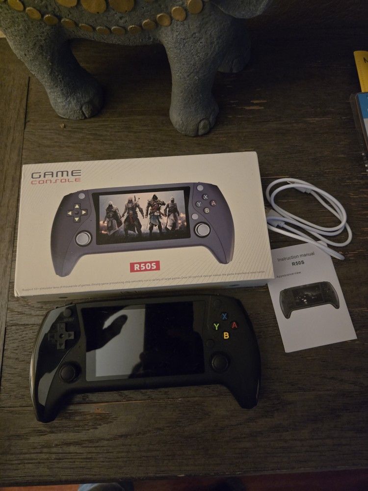 R50S Retro Game Console