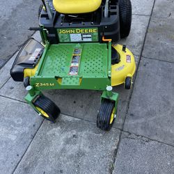 Jhon Deree 345m Zero Turn New $2900 Firm