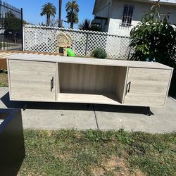 Walker Edison modern tv stand