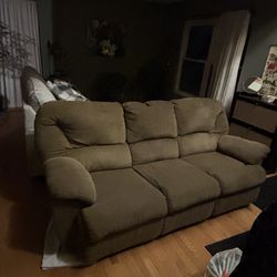 Free Reclining Sofa From Ashley.