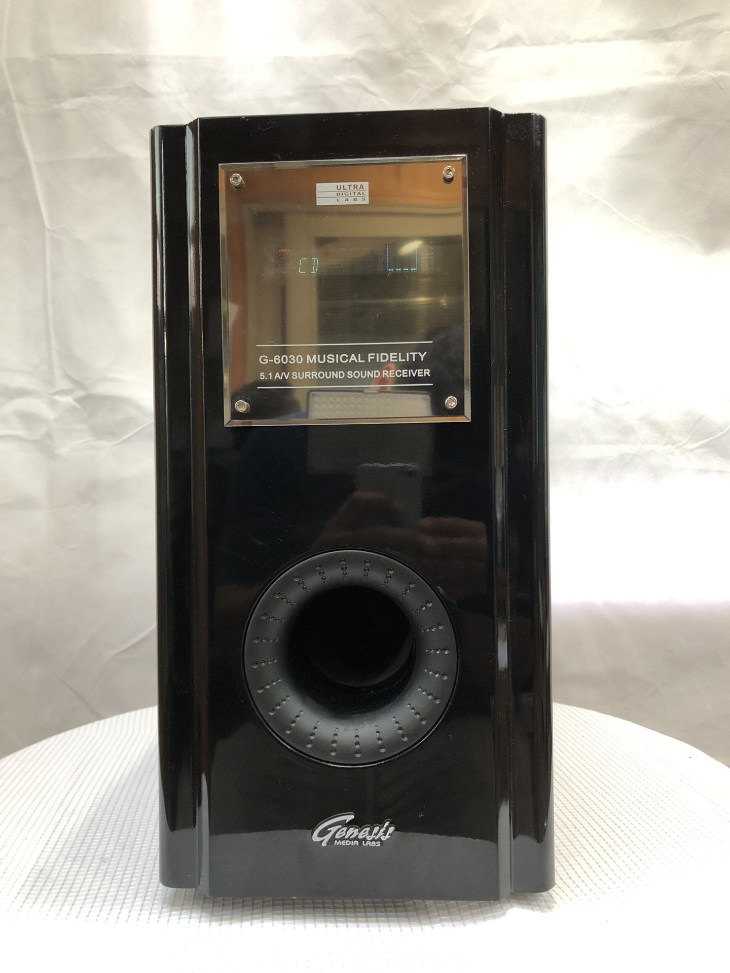 GENESIS MEDIA LABS HOME THEATER G-6030 - Subwoofer