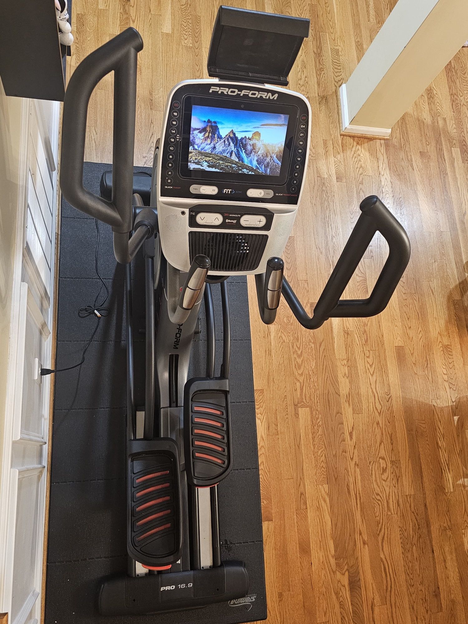 ProFo Pro 16.9 Elliptical Cross Body Trainer With 10” Screen