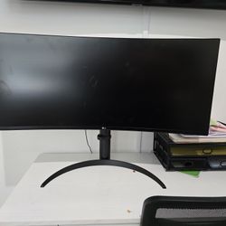 LG Curved Monitor