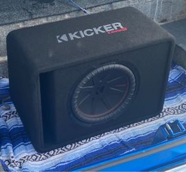 KICKER - CompR 12" Dual-Voice-Coil 2-Ohm Loaded Subwoofer Enclosure - Black