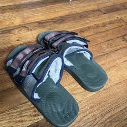 Suicoke Slides 