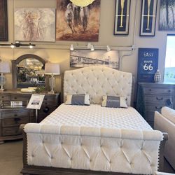 Beautiful King Bed Set 