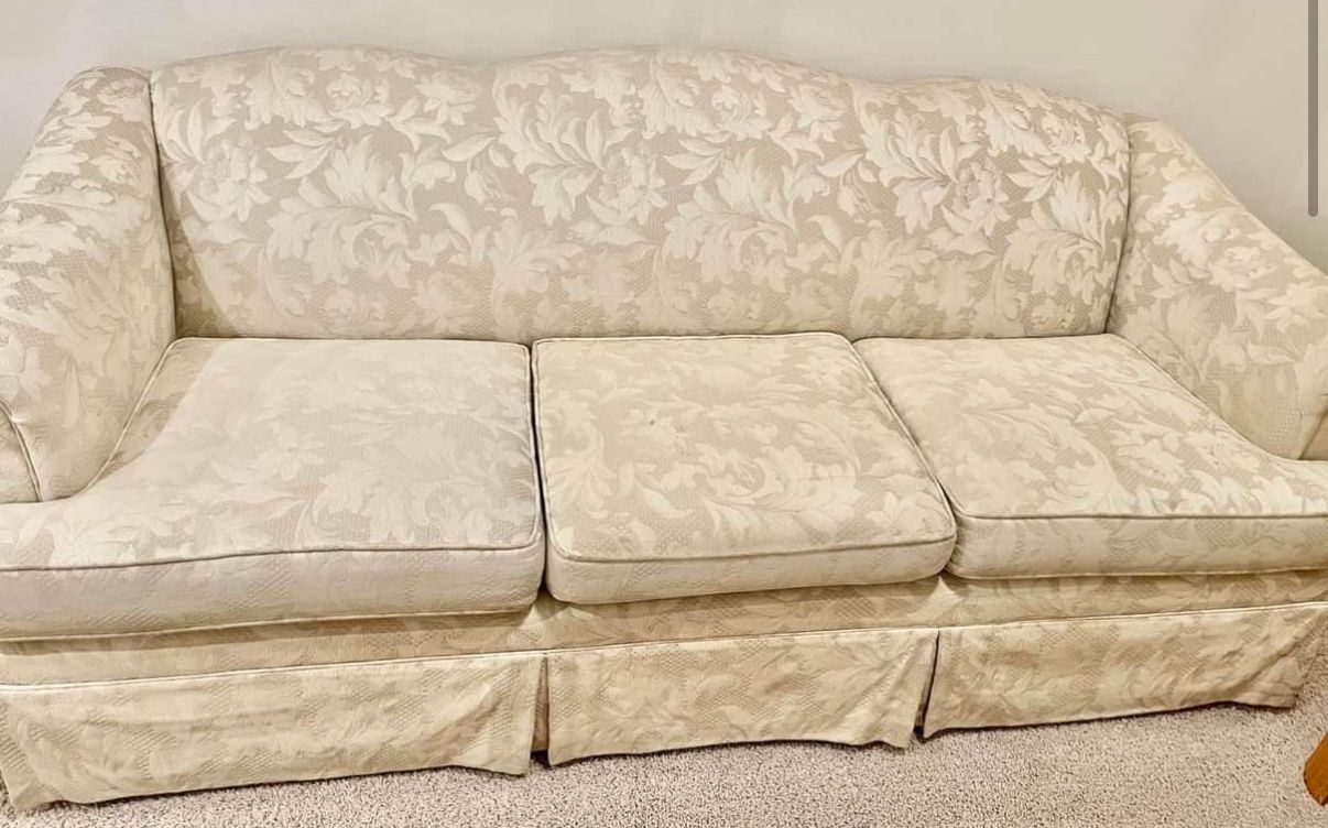 Sofa set: 2 and 3 Seater