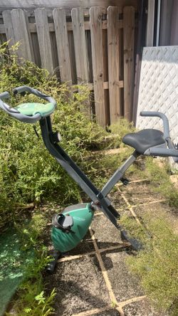Free stationary bike