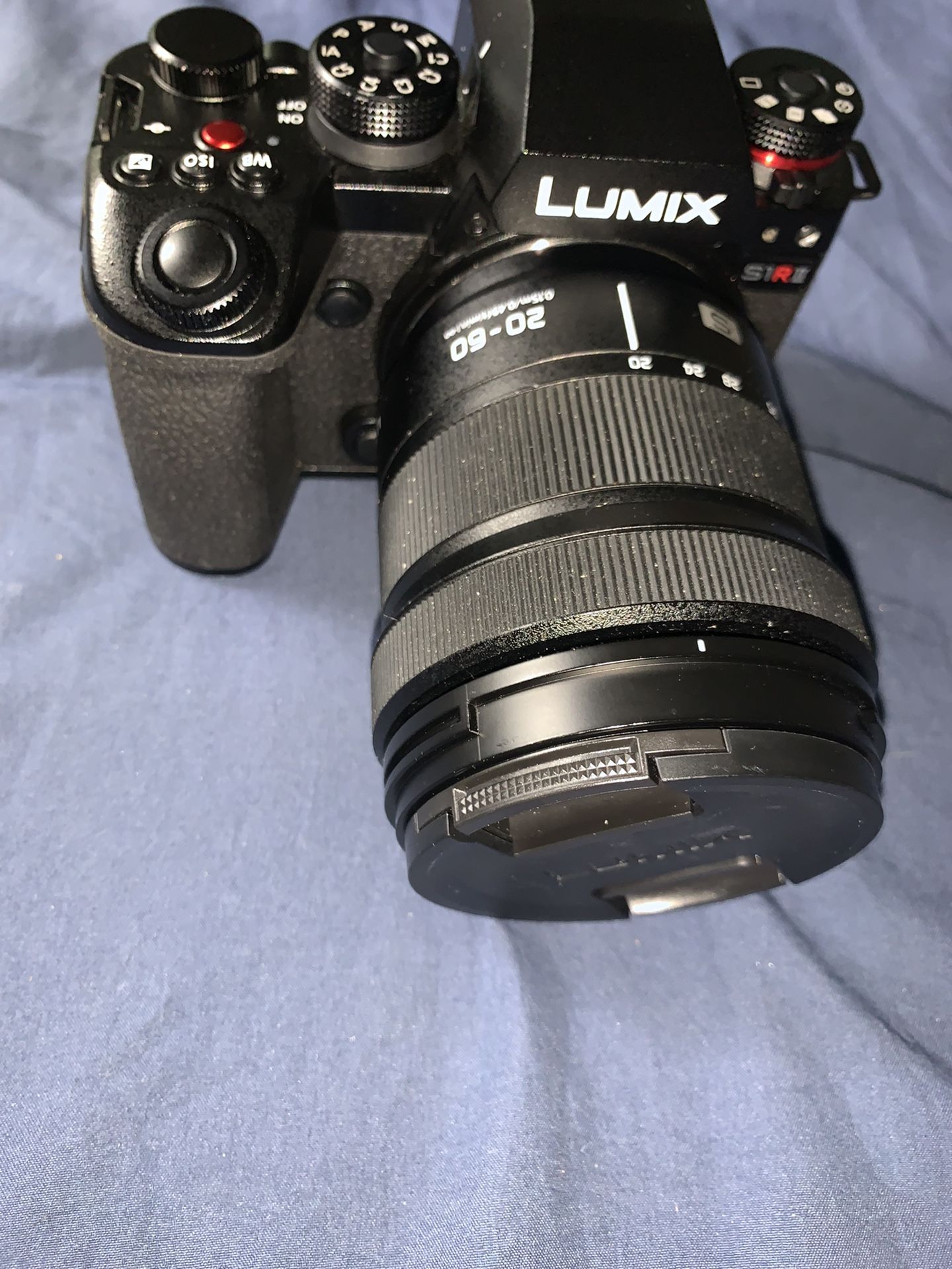 LUMIX S1r2. 20-60 Lens