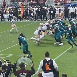 2 Tickets – 49ers vs Bears (Red Zone – Section 111, Row 9)