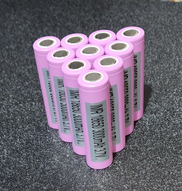 10 pack of 18650 Rechargeable Lithium Ion Batteries. 3000 Mah. 3.7 volt.