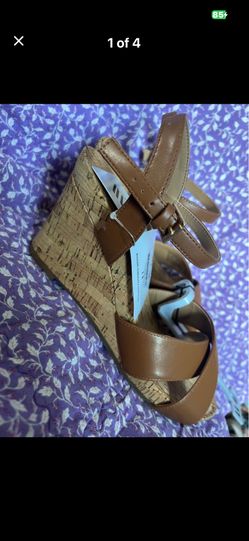 Women’s aerosols molded footed wedge size 11