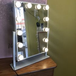 Vanity Mirror 